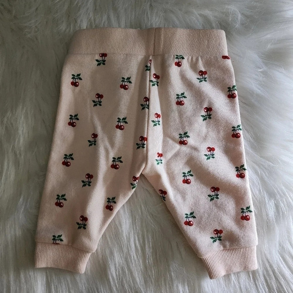 *NWT* Janie & Jack Cherry Sweatpants - Picture 4 of 4